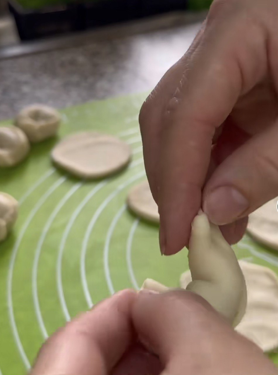 Ось як зліпити пельмені вдвічі швидше, ніж зазвичай: простий лайфхак